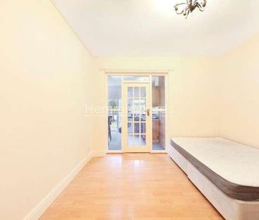 Brancaster Road, Ilford, IG2 - Photo 1