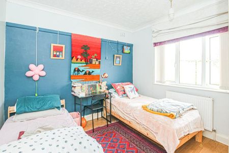 3 bedroom chalet to rent - Photo 5