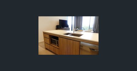 COSY APARTMENT - CLOSE TO ALL AMENITIES - Photo 3