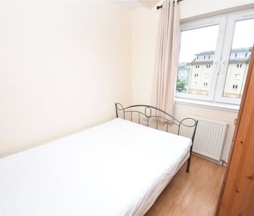 4 bedroom apartment to rent - Photo 3