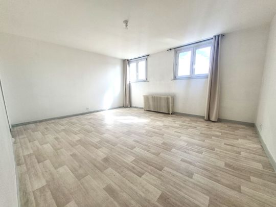 Location Appartement 1 pièce 31m² ROUBAIX 59100 - Photo 1