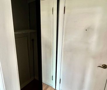 11235 117 Street - Photo 6