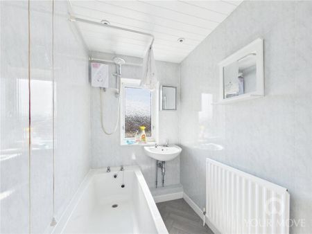 3 bedroom terraced house to rent - Photo 5