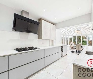 Coombe Drive, Ruislip, Middlesex, HA4 - Photo 1