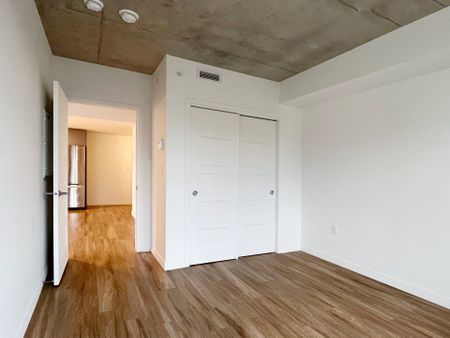 5200 Boul. Henri Bourassa O. Montréal (Saint-Laurent), QC H4R - Photo 5