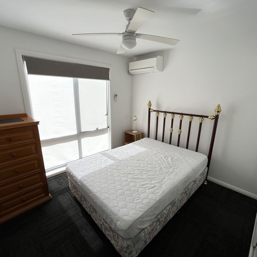 Fully Furnished in the CBD!! - Photo 1