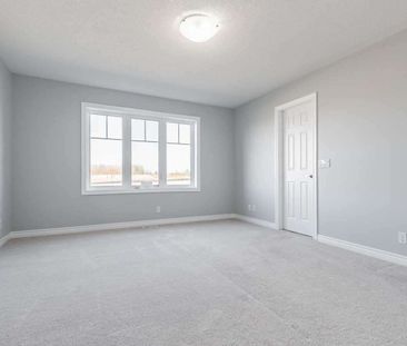 For Lease - 104 Symington Avenue, Oshawa, Ontario - Photo 2