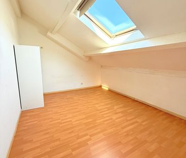 Location Appartement 3 pièces 57m² ROQUEFORT 13830 - Photo 3