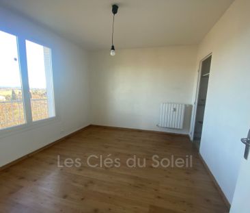 Location appartement 3 pièces 56 m² Hyères - Photo 3