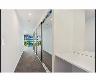 2406/25 East Quay Drive, Biggera Waters - Photo 1