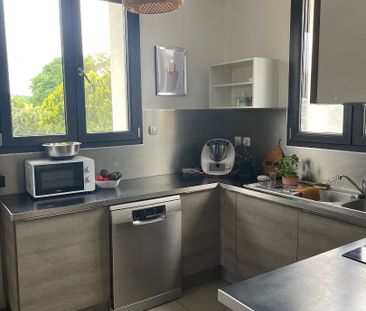 LOCATION APPARTEMENT T4, - Photo 1