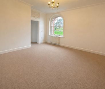 3 bedroom apartment to rent - Photo 4