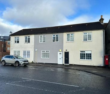 High Street, Aldershot, GU12 - Photo 2