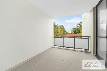 Near New 1 bedroom In Prime Location - Photo 2