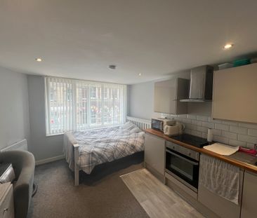 1 bedroom studio to rent Iron Gate Studios, 37-38 Iron Gate, Derby,... - Photo 1