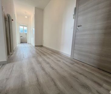 Moderno 3.5 locali completamente ristrutturato a Chiasso - Foto 6