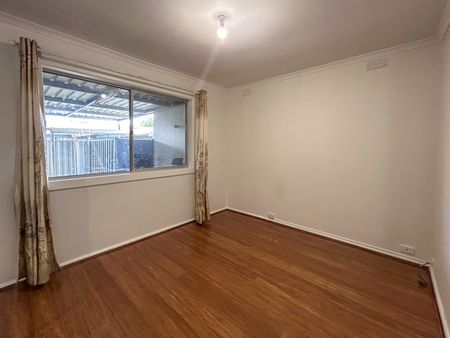 22 Culshaw Avenue, Clayton South VIC 3169 - House For Rent | Domain - Photo 5