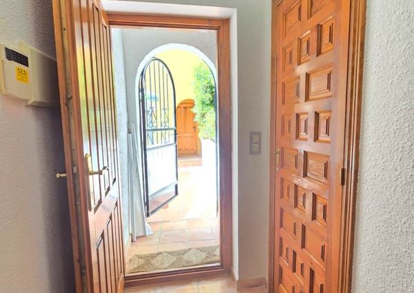 2 bedroom sea view apartment for rent in Cumbre del Sol