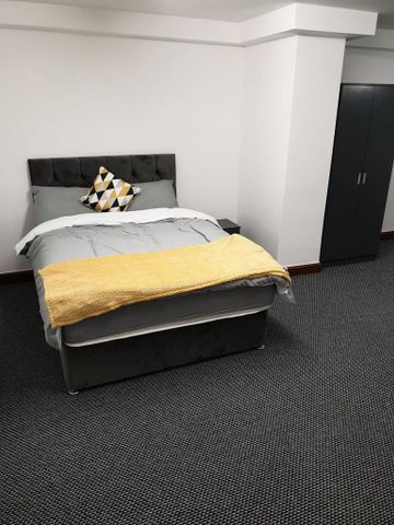 7 bedroom house to rent - Photo 4