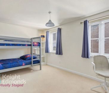 3 bed end of terrace house to rent in The Farrows, Maidstone, ME15 - Photo 5