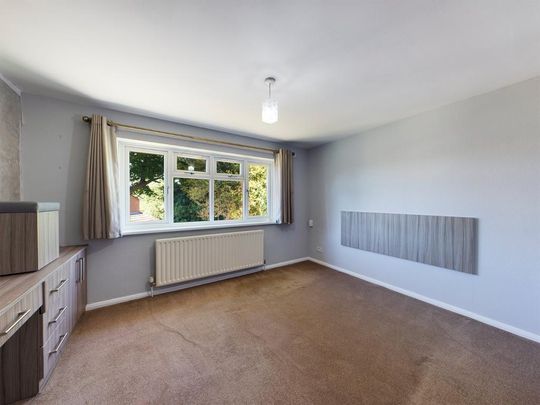 4 bedroom detached house to rent - Photo 1