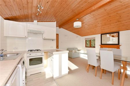 2 bedroom detached house to rent - Photo 5