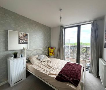 2 bedroom flat to rent - Photo 5