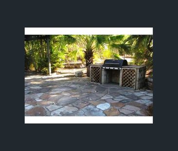 Comfortable 3 Bedroom Home. - Photo 6