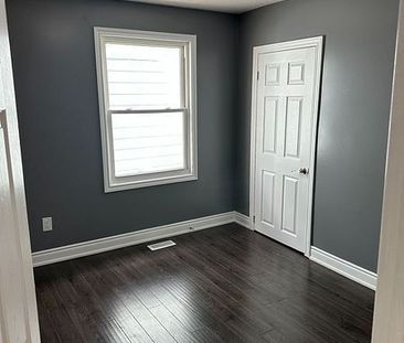 For Lease - 167.5 Grosvenor Avenue Unit# Upper, Hamilton, Ontario - Photo 6