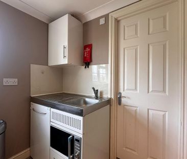 Studio to rent - Photo 4