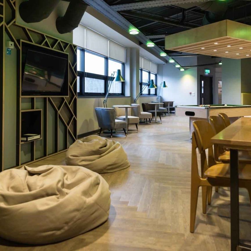 Silver Studio Plus - Photo 1