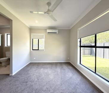 Brand New Modern Family Home in Peaceful Park Ridge - For Lease - Photo 4