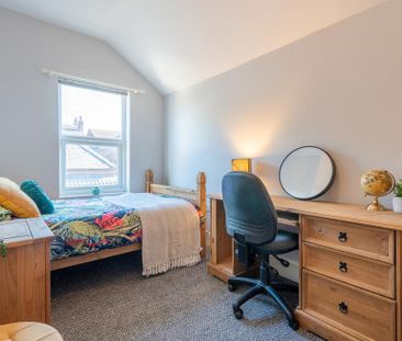 5 bedroom terraced house to rent - Photo 6