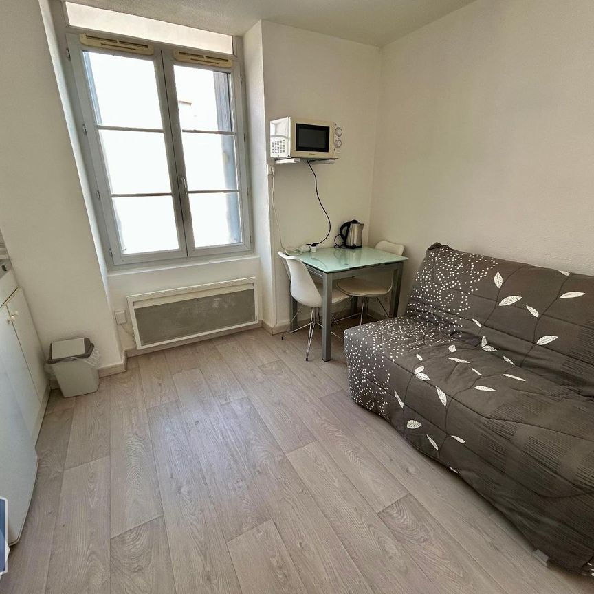 Location Appartement 1 pièce 15m² CHOLET 49300 - Photo 1