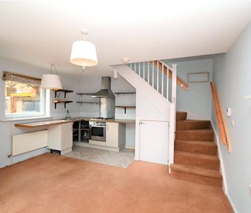 Hewitt Road, Basingstoke, Hampshire, RG24 - Photo 3