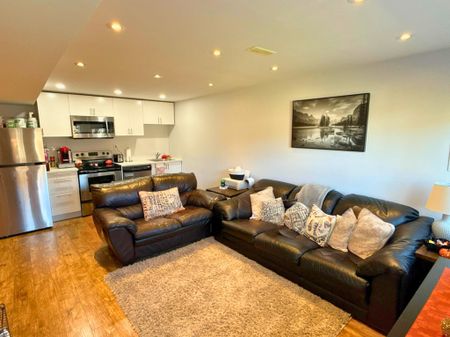 For Lease - 42 Booth Street, Bradford West Gwillimbury, Ontario - Photo 4