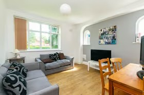 4 Bed - 33 St Chads Drive, Headingley, Leeds - LS6 3PZ - Student - Photo 5