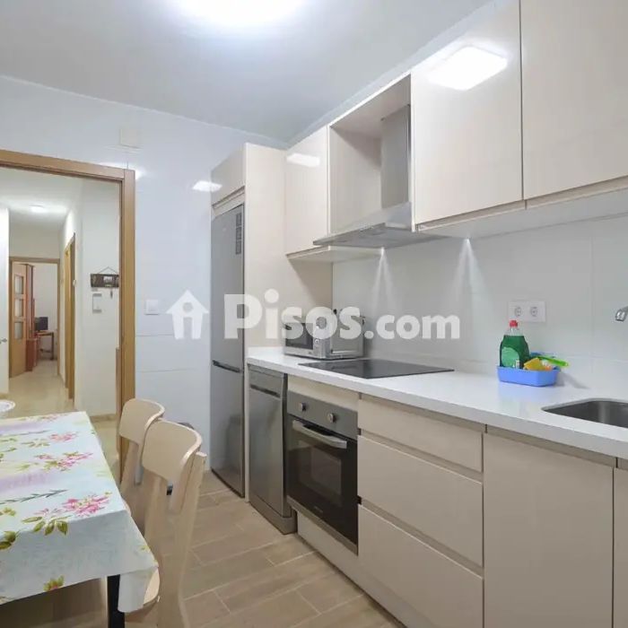 Piso en alquiler en Centro - Foto 1