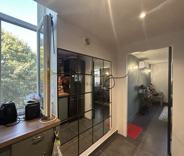 UCHAUD BEAU P3 EN DUPLEX ENTIEREMENT RENOVE - Photo 6