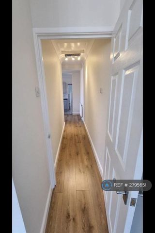 2 bedroom maisonette to rent - Photo 3
