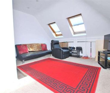 Shirley Court, York Road, Guildford, Surrey, GU1 - Photo 2