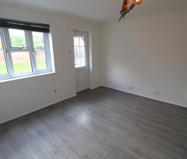 1 bedroom terraced house to rent - Photo 6