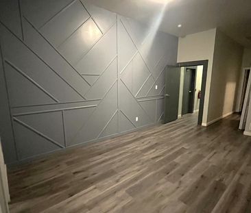 For Lease - 362 Richmond Street Unit# 2, London East, Ontario - Photo 4