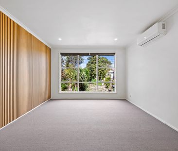 Beautifully Renovated 3-Bedroom Home with Flexible Living Space - Photo 2