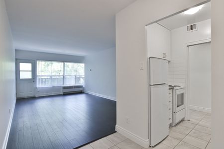 1 Bedroom - Photo 3