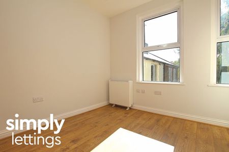 1 Bed property for rent - Photo 3