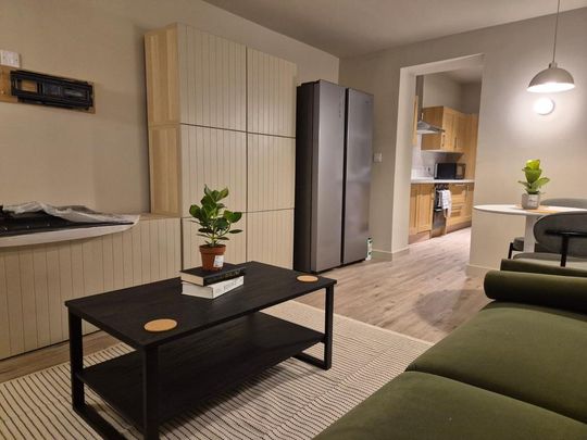 6 bedroom house of multiple occupation to rent - Photo 1