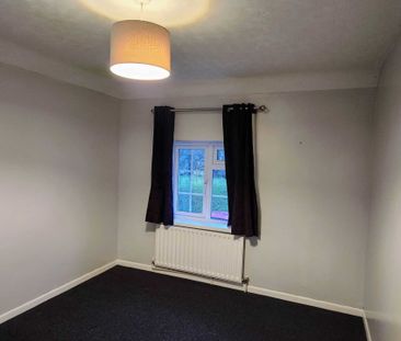 Lucking Lane, Middleton On Sea - Photo 5