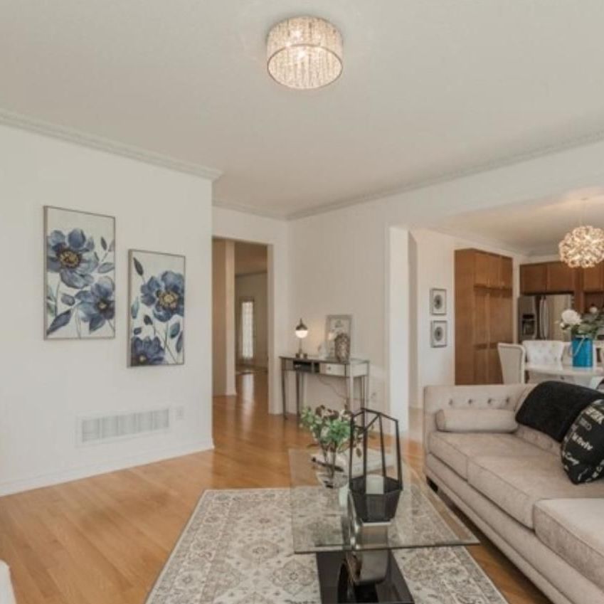 For Lease - 100 Fred Mclaren Boulevard, Markham, Ontario - Photo 1