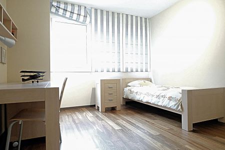 Magnifique meublé 7 p / 4 chambres / 3 SDB / 2 Balcons - Foto 3